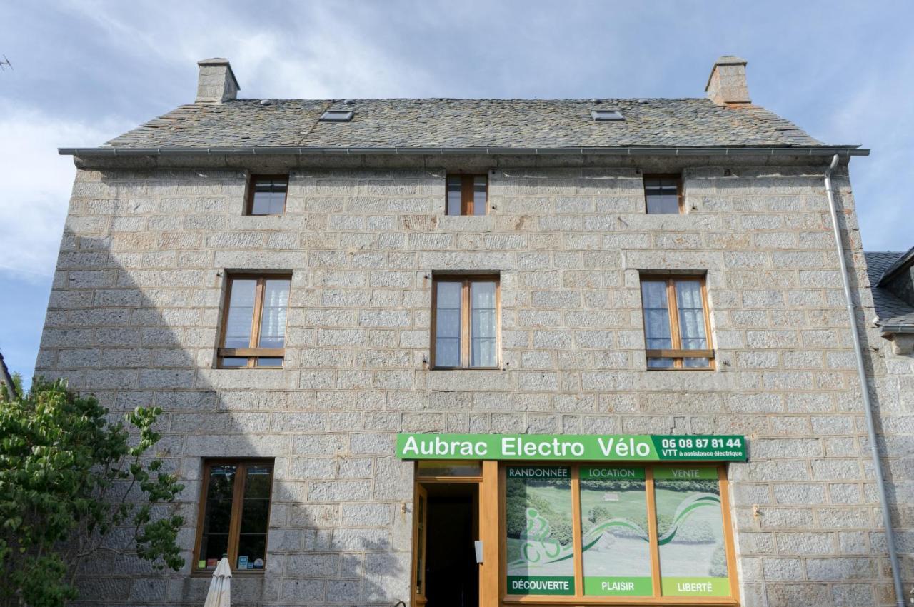 Village De Nasbinals Aubrac Electro Velo Exterior foto